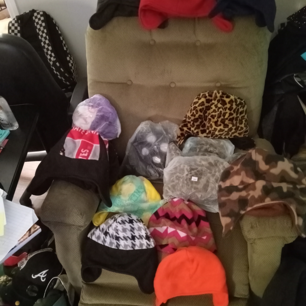 Winter Hats - Picture 9 of 13